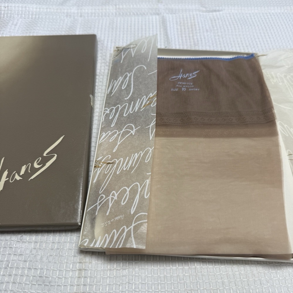 Vtg‎ Hanes Sheer Heel Deni Toe Nylon Hose Stockings Seamless Reflection New 10S